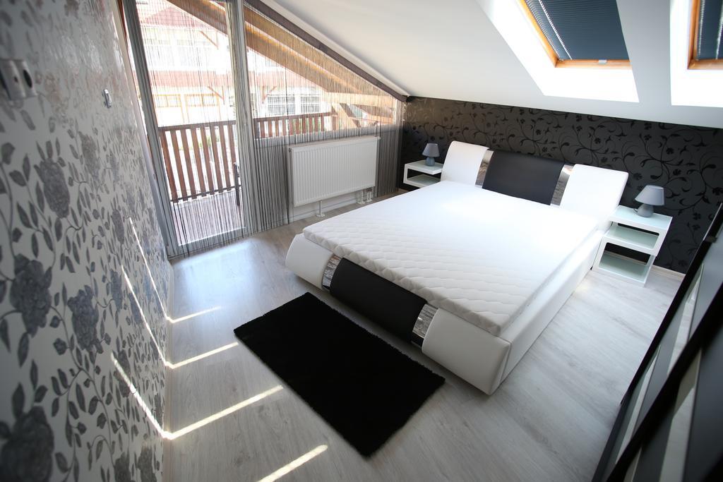 Centrum Lux Apartman Kaposvár Exterior foto