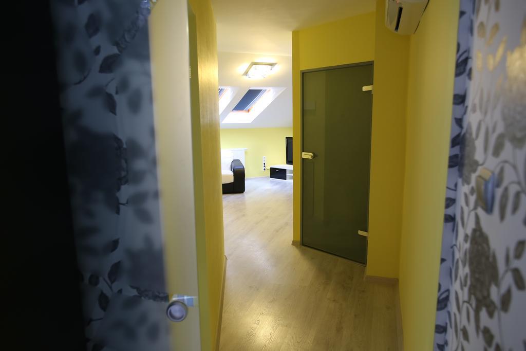 Centrum Lux Apartman Kaposvár Exterior foto